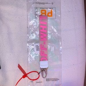 Off white keychain